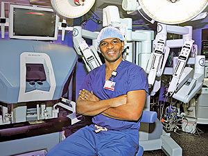 Robert Amajoyi, MD FACS, FICS, FASCRS